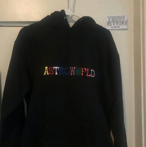 Meet your Posher, Trendy